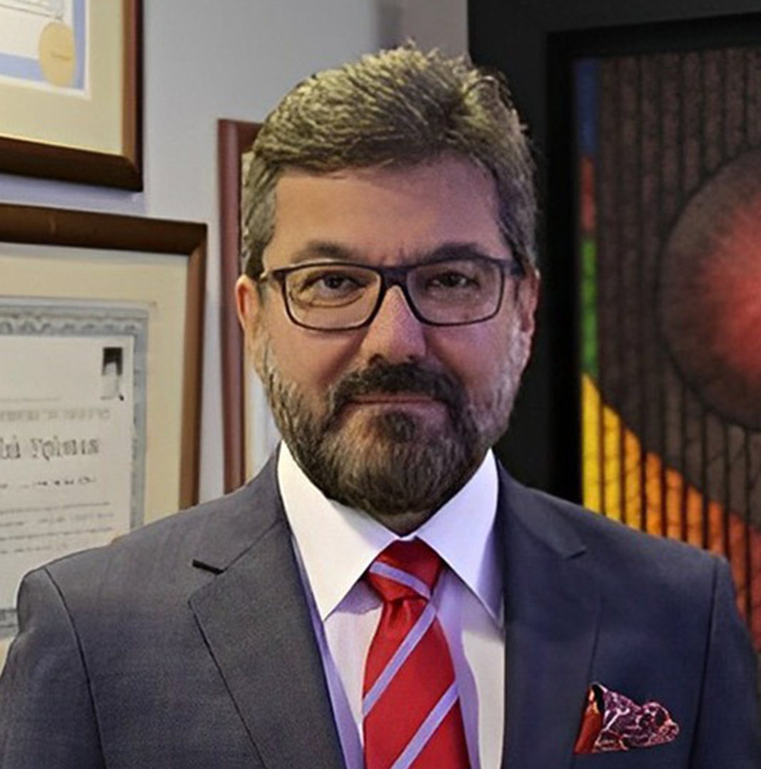 Op. Dr. Zafer Atakan
